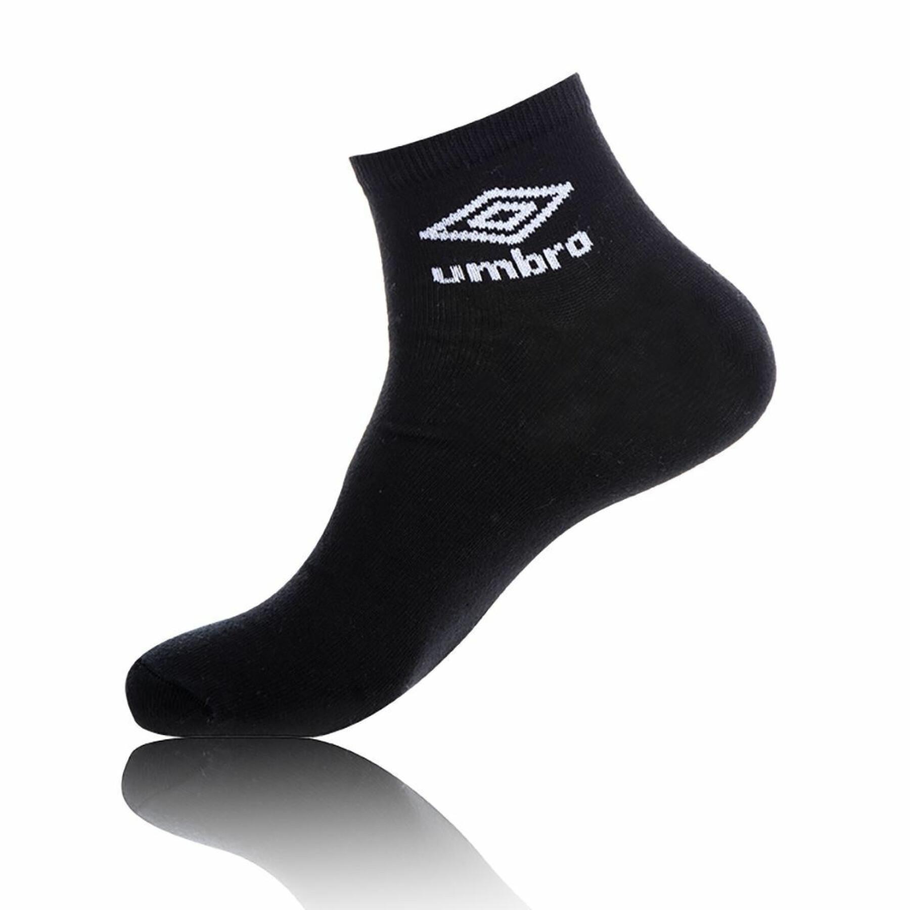 Pak van 12 paar laag uitgesneden sokken Umbro